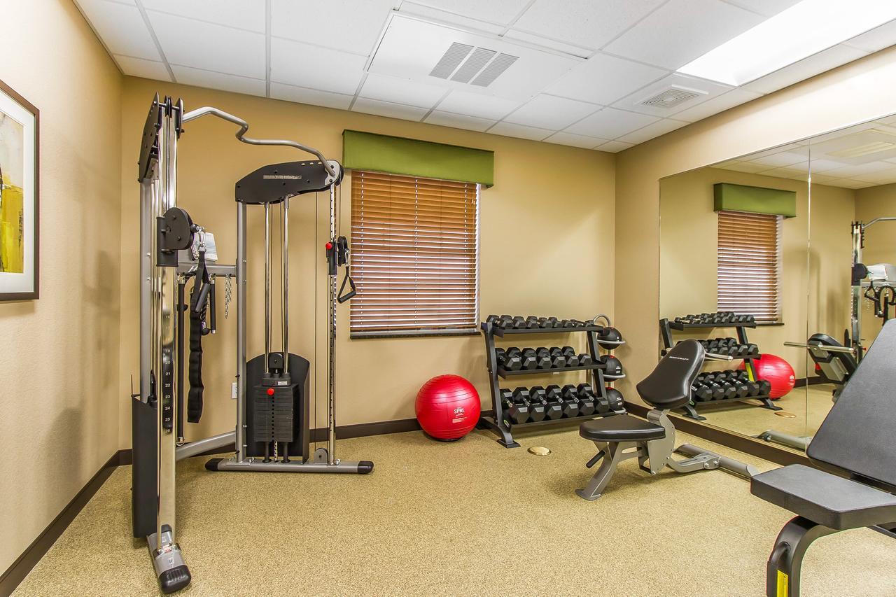 Mainstay Suites Stanley エクステリア 写真