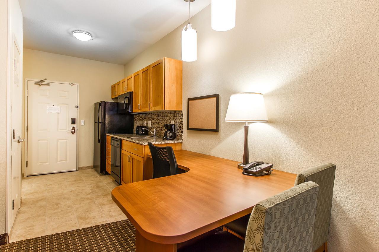 Mainstay Suites Stanley エクステリア 写真